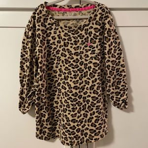 Cherokee girls size M 7/8. Cheetah print, quarter scrunched sleeves.